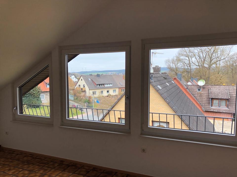 Thumbnail-Dachgeschosswohnung mit großen Balkon