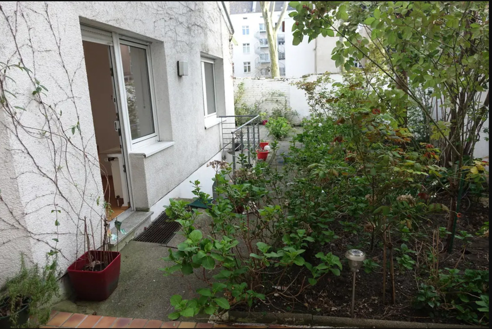 Thumbnail-2 bis 3 Zi Wohnung mit eigenem GartenTerrasse in Düsseldorf-Pemp