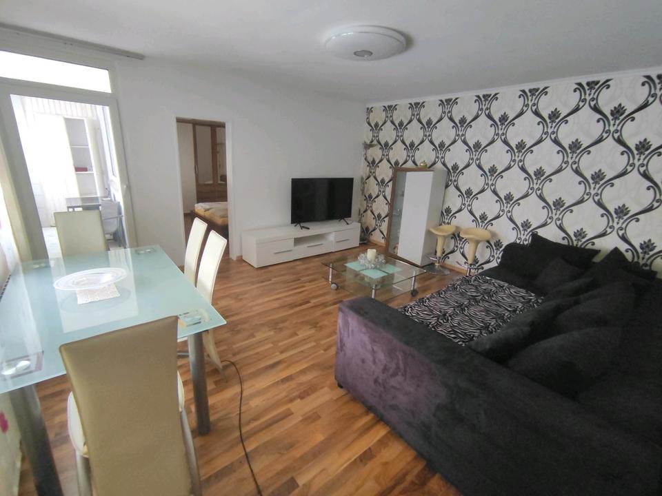 Thumbnail-Möblierte 3 Zimmer Wohnung