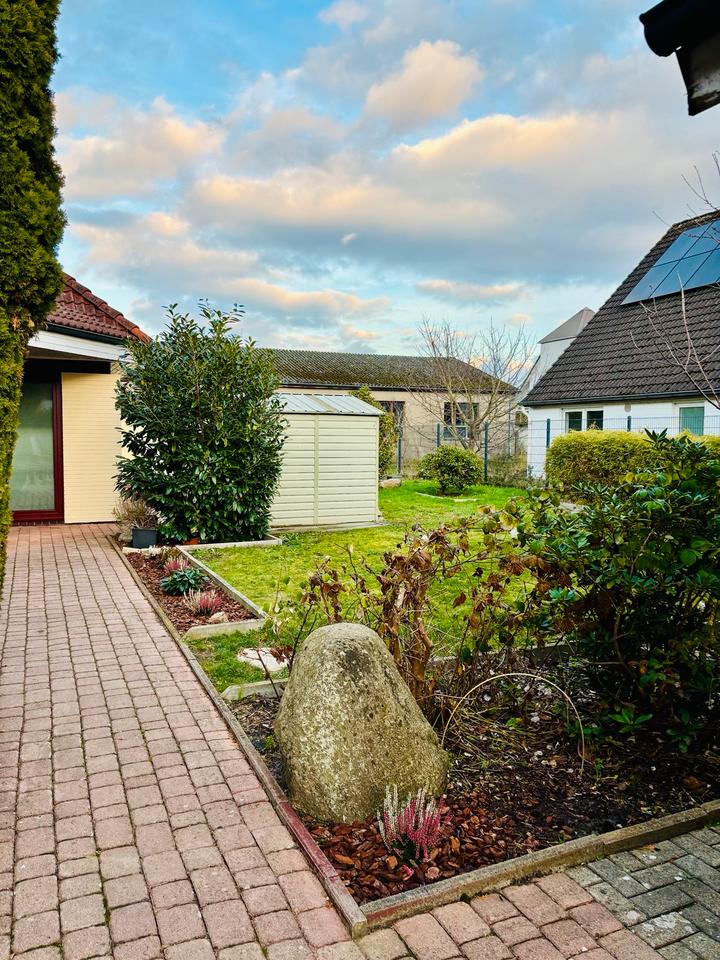 Thumbnail-Ruhige Dachgeschosswohnung mit Garten in Oyten-Bassen