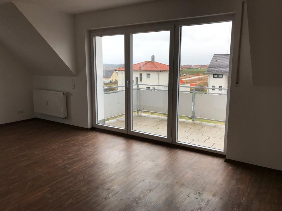 Thumbnail-Attraktive Maisonette-Wohnung mit Südbalkon, Garage