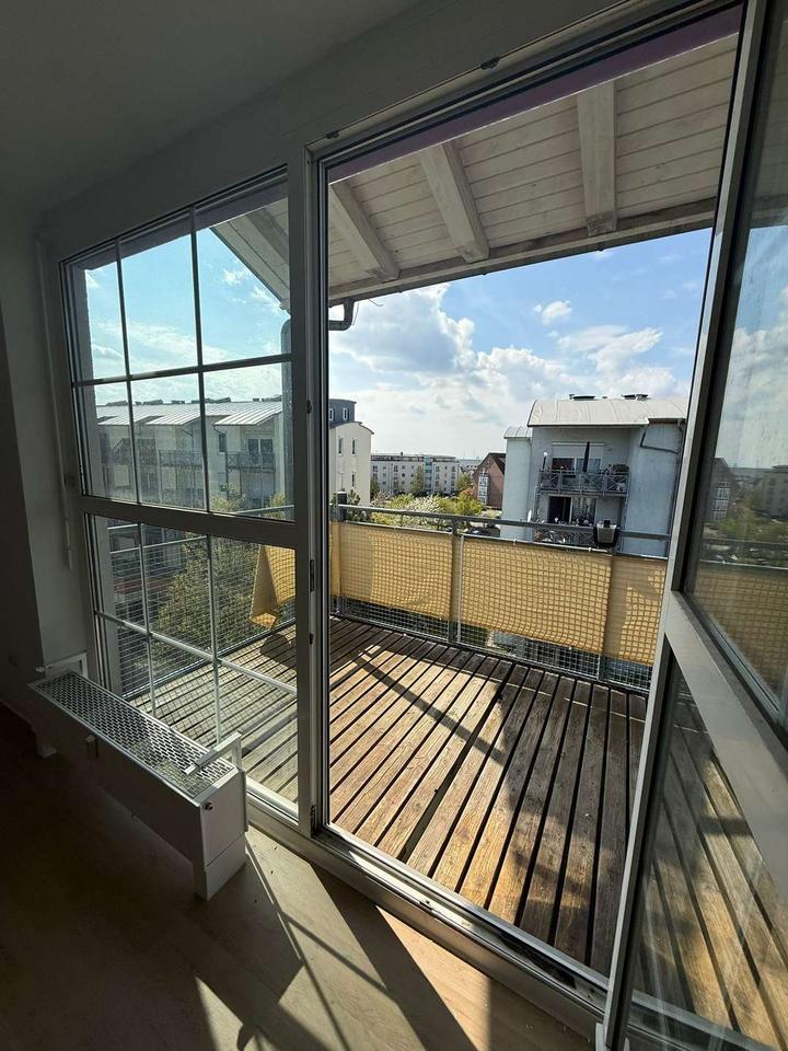 Thumbnail-Tolle 3-Raum Wohnung im DG mit Aufzug