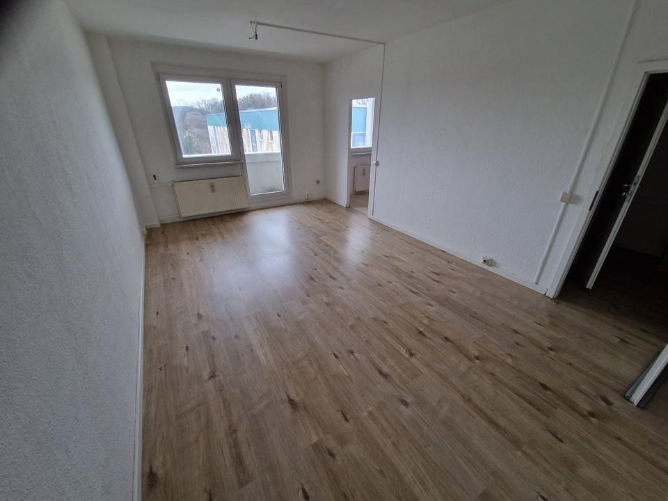 Thumbnail-1 RW im Grünen + Balkon + Badewanne