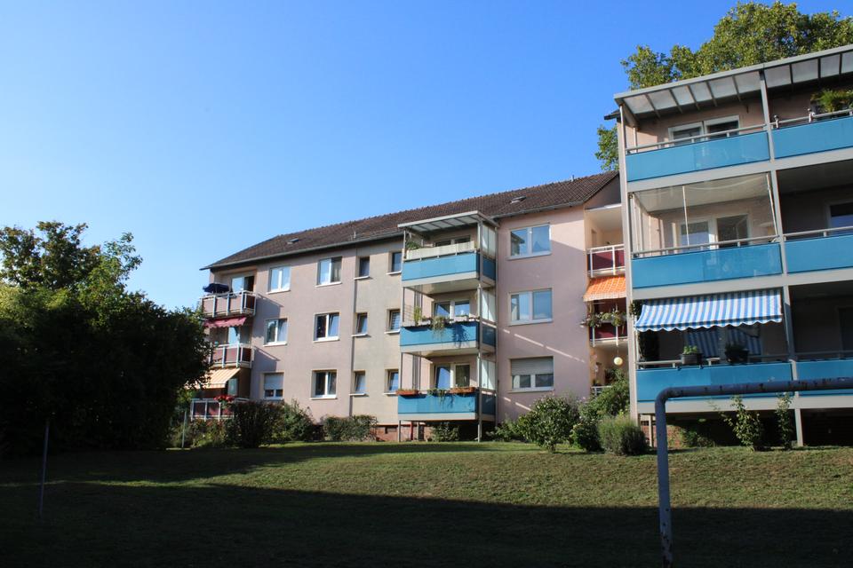 Thumbnail-Gemütliche 2-Zimmer-Wohnung mit Balkon, ab sofort bezugsfrei!