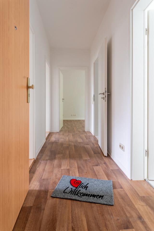 Thumbnail-3-Raum-Wohnung in ruhiger Lage zu vermieten (nur mit Wohnberechtigungsschein)