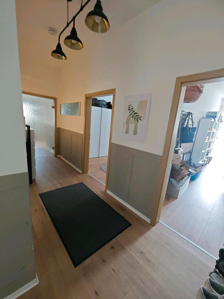 Thumbnail-3,5-Zimmer-Wohnung in Naumburg (Hessen)