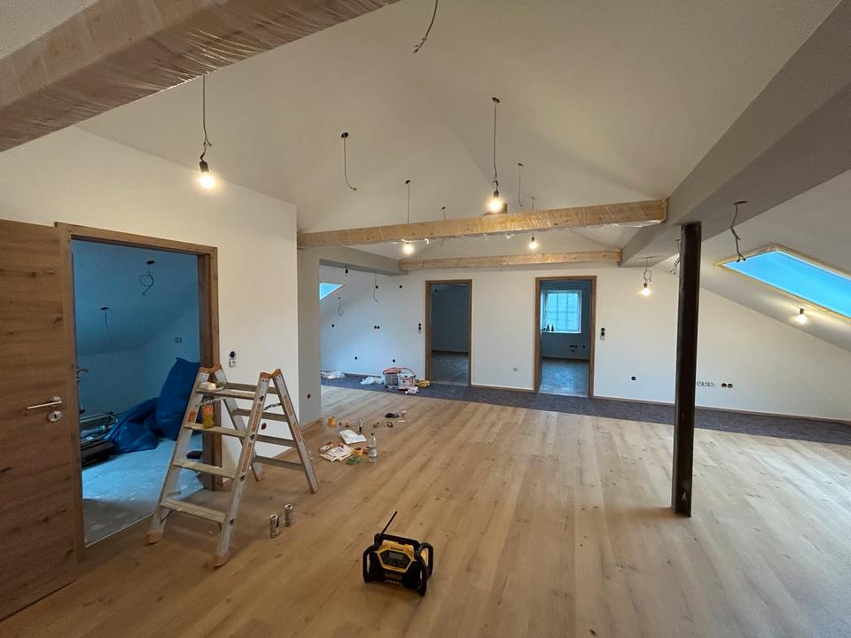 Thumbnail-Riesige wunderschöne neue Dachgeschosswohnung in Deggendorf!