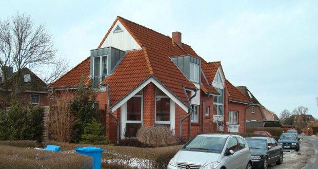 Thumbnail-Charmante 3-Zimmer-Maisonettewohnung mit Terrasse und Garten in r