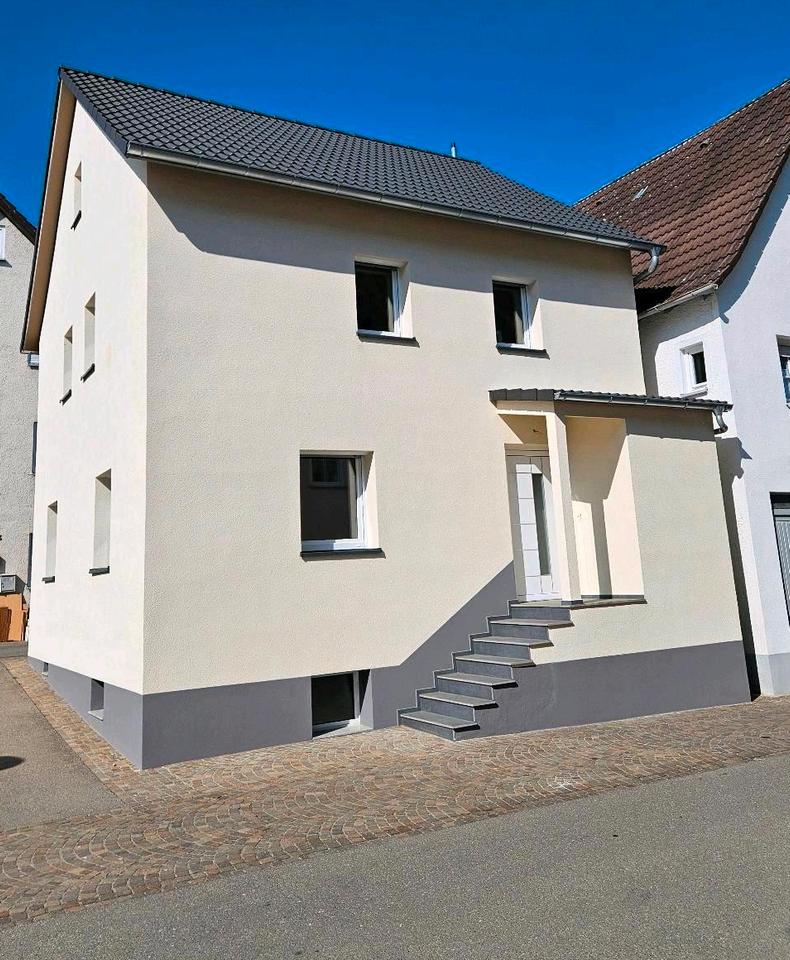 Thumbnail-Einfamilienhaus kernsaniert Mitten in Mengen