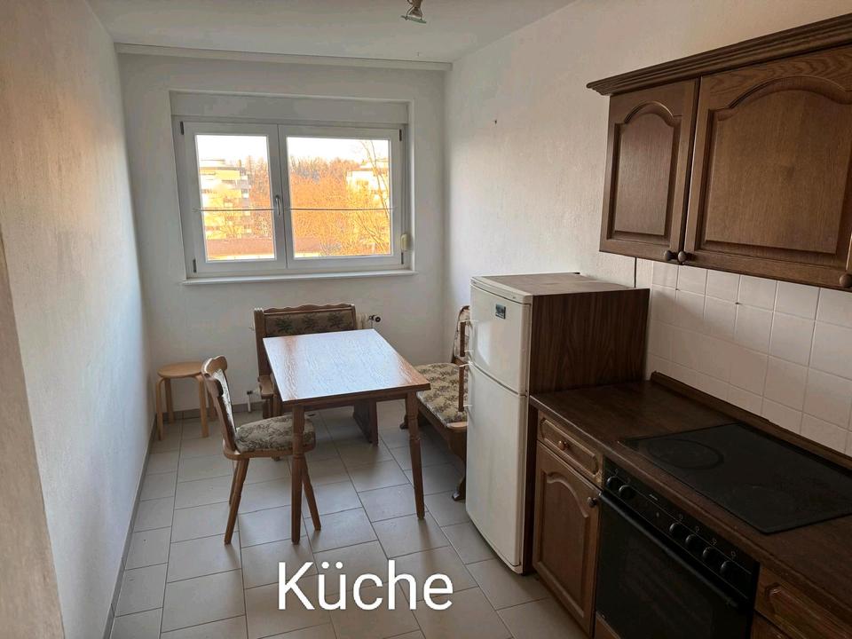 Thumbnail-3 Zimmer Wohnung mit Balkon und KFZ Stellplatz zu verkaufen.