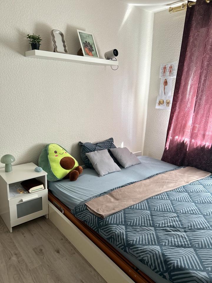 Thumbnail-Sonniges & Geräumiges Zimmer in Ruhiger Top-Lage (Zwischenmieten)