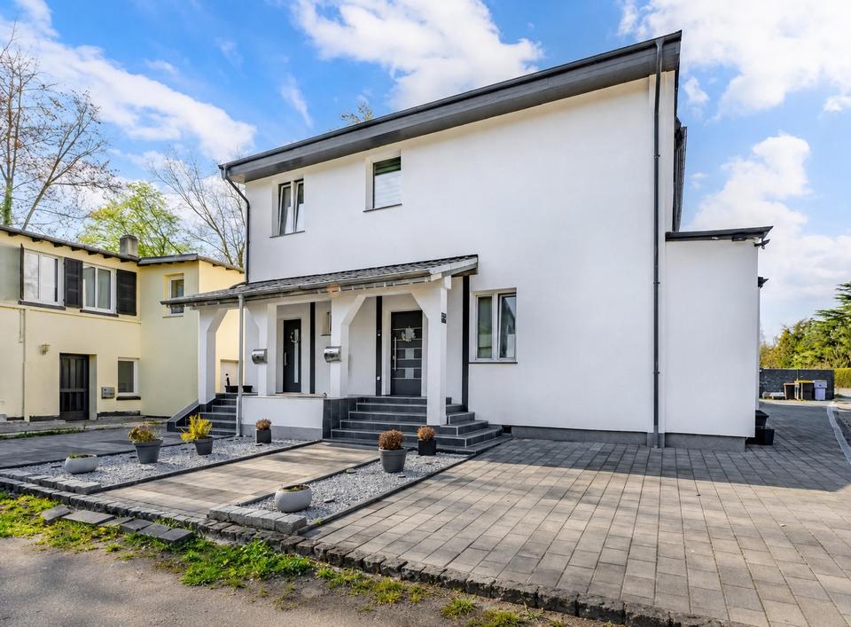 Thumbnail-Modernes Zweifamilienhaus in ruhiger Lage Krefeld-Benrad PRIVAT