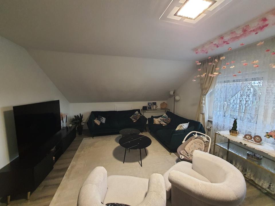 Thumbnail-2 Zimmer Dachgeschosswohnung mit Balkon zu vermieten