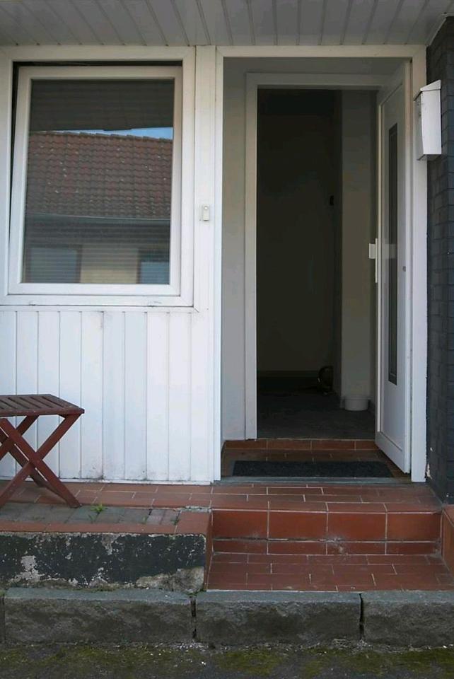 Thumbnail-kleine Single Wohnung in Dörphof zu vermieten,ca,33 qm,300€ +200