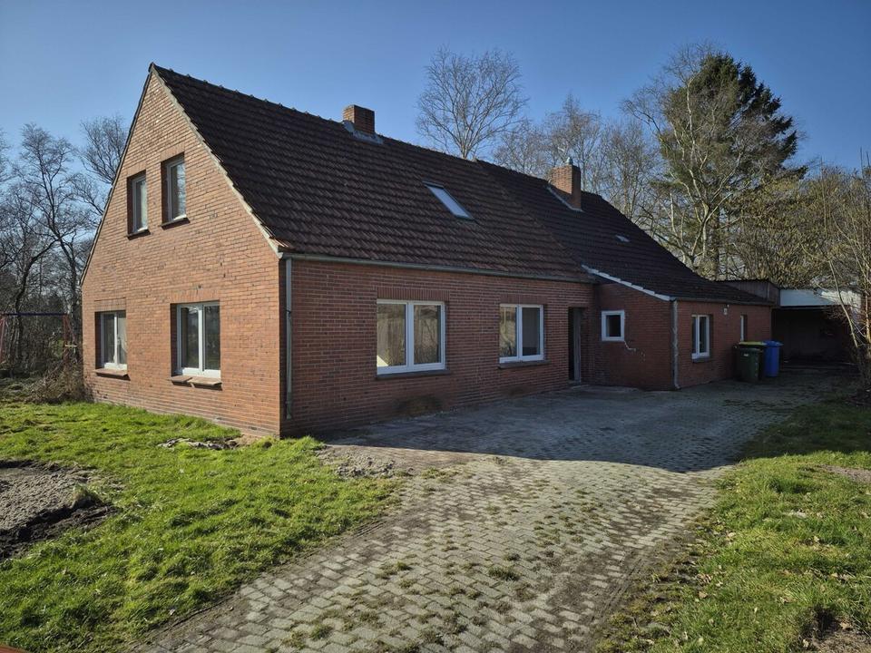 Thumbnail-Zu Vermieten: Großes Einfamilienhaus mit Garage in Ihlow-Simonswolde