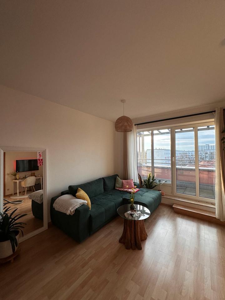 Thumbnail-Helle Einraumwohnung mit Dachterrasse