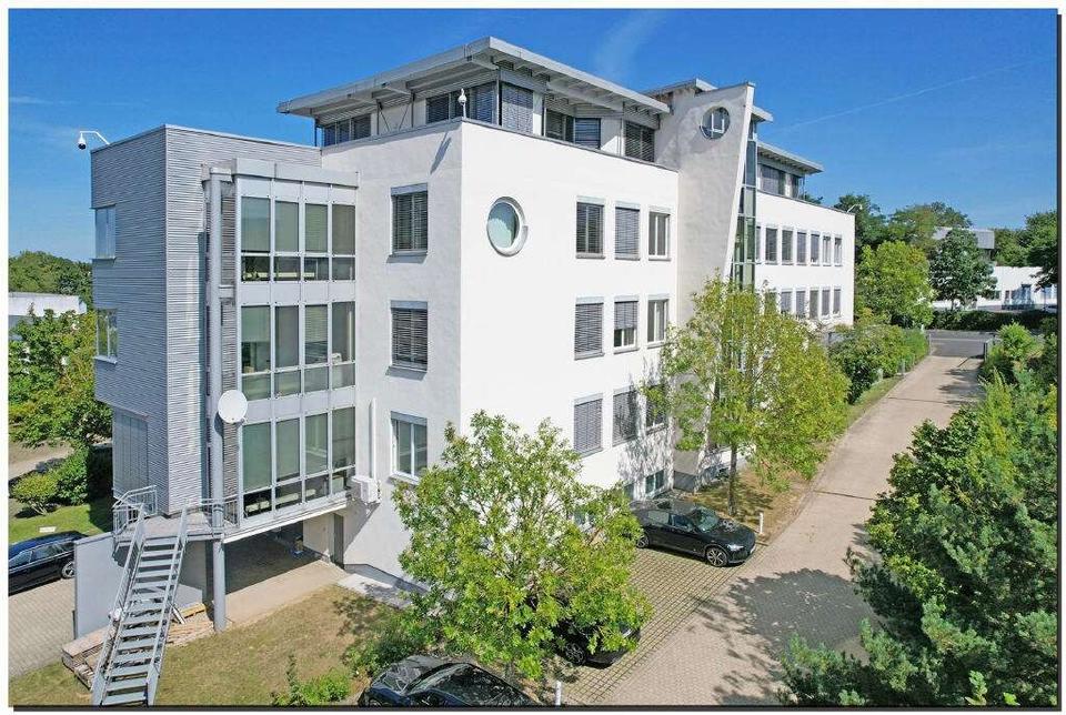 Thumbnail-Attraktive Bürofläche im Industriepark-Waldau mit PKW-Stellplätzen