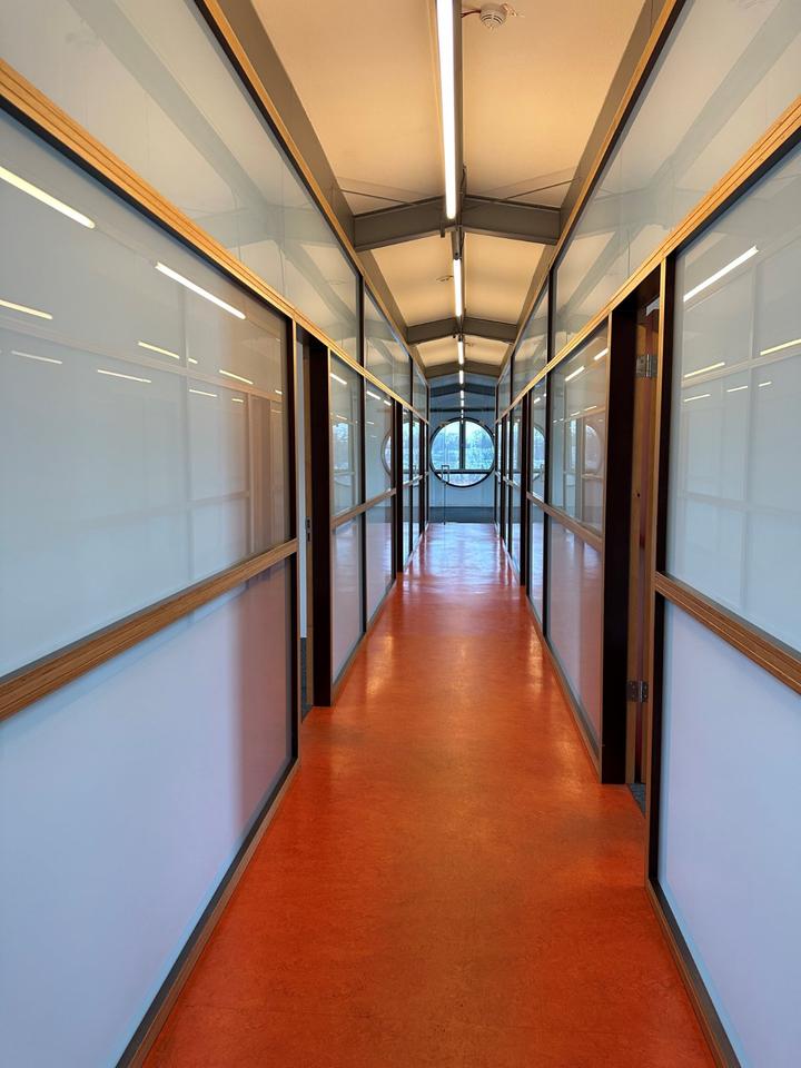 Thumbnail-Helle Bürofläche mit Dachterrasse im Gewerbehof Kanalstraße