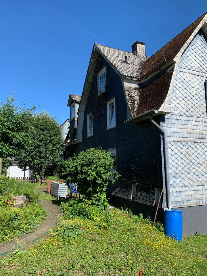 Thumbnail-Ein- Zweifamilienhaus in Netphen-Deuz zu verkaufen