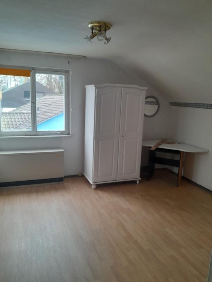 Thumbnail-1, 5 Zimmer Wohnung in Ispringen nahe Pforzheim zu Vermieten