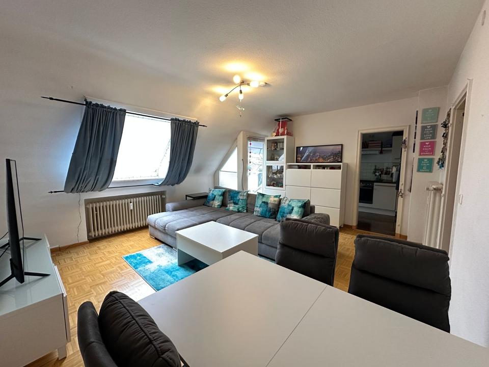 Thumbnail-Lichtdurchflutete 2,5 Zimmer Wohnung in Reinbek-Neuschönningstedt