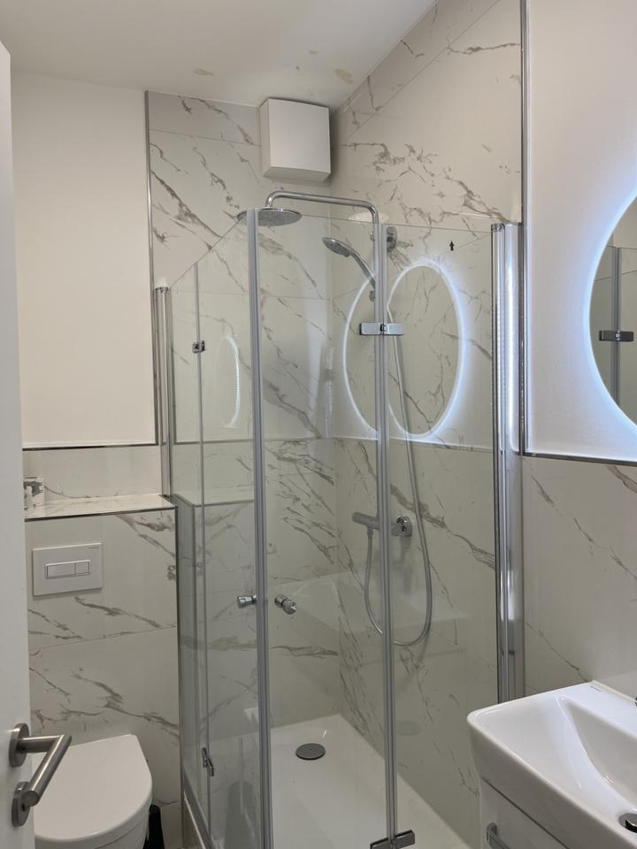 Thumbnail-Design trifft Lage – Luxuriöse 1,5-Zimmer-Wohnung nahe Ku’damm