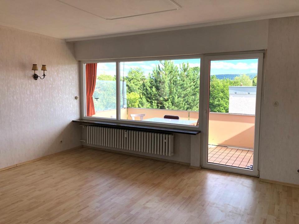 Thumbnail-Zu vermieten: Helle 3-Zi-Wohnung 94m² Balkon, EBK – BK. ab 1.2.26