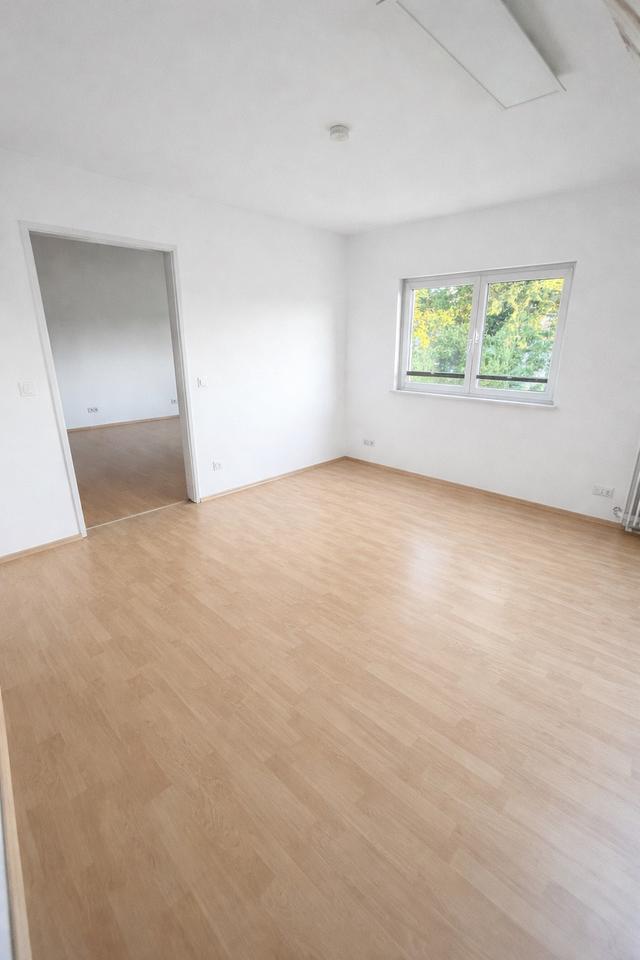 Thumbnail-4 ZKB 70qm Wohnung mit Garten & Garage in Elversberg