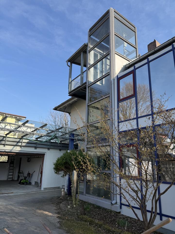 Thumbnail-Arbeiten im Privatpark mitten im Zentrum Schwabmünchens