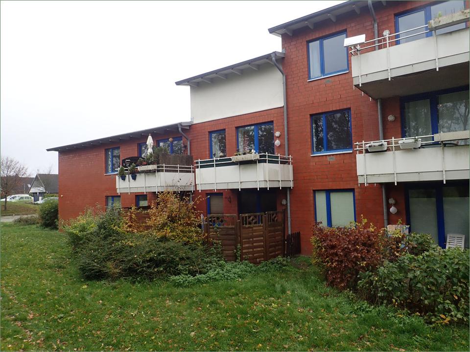 Thumbnail-Ruhig gelegene 3,5 -Zimmerwohnung mit Balkon und Blick ins Grüne - nur mit Wohnberechtigungsschein!