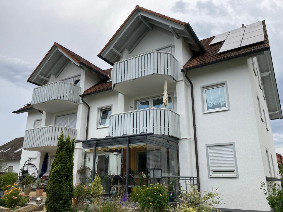Thumbnail-3 Zi. DG-Wohnung mit Balkon und Studio in Strullendorf zu verm.