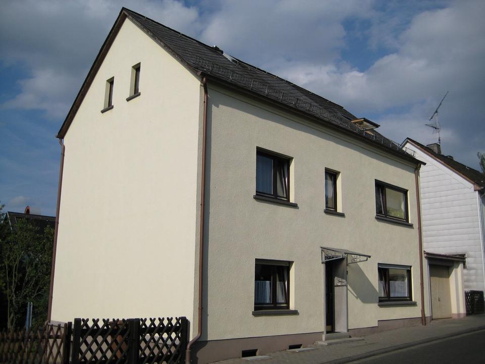 Thumbnail-Höhr-Grenzhausen 2ZKB, EG, PKW-Stellplatz, Balkon, Garten, Keller