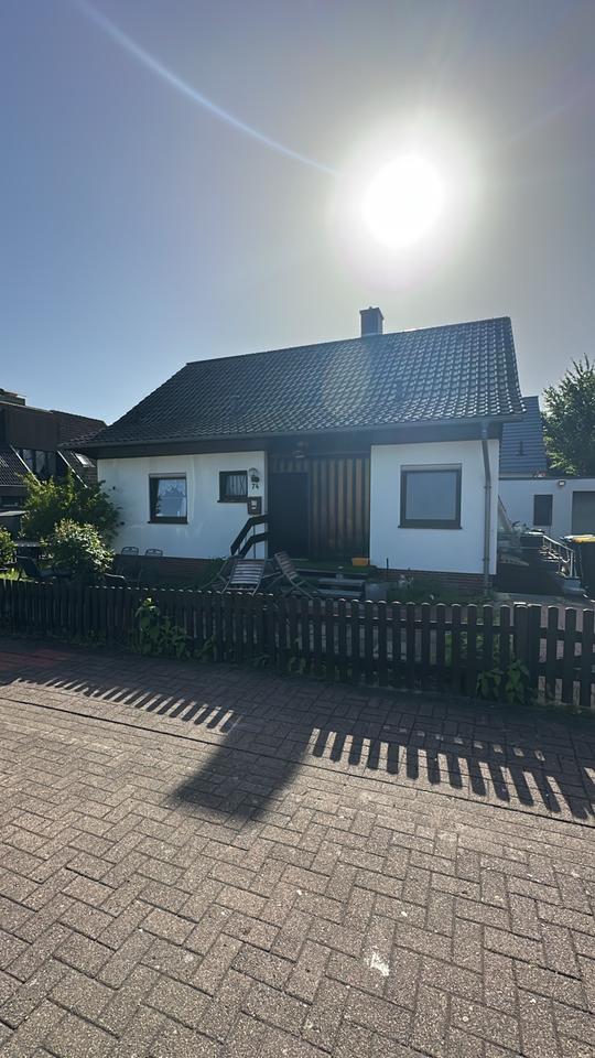Thumbnail-Einfamilienhaus mit Vollkeller & Garage