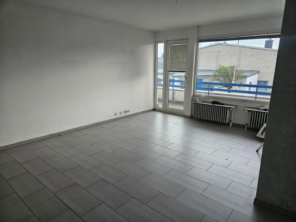 Thumbnail-4 Zimmer Wohnung 150qm, Bad, WC, Terasse