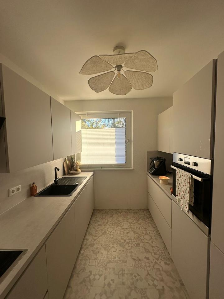 Thumbnail-3- Zimmer Wohnung mit großem Balkon in Duisburg Bissingheim