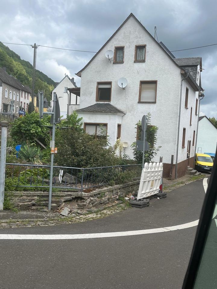 Thumbnail-Wohnhaus zu Verkaufen renovierungsbedürftig