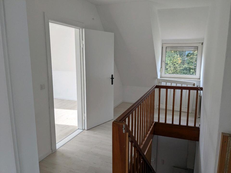 Thumbnail-Große 4 Zimmer Wohnung in Edewecht ( Süddorf )