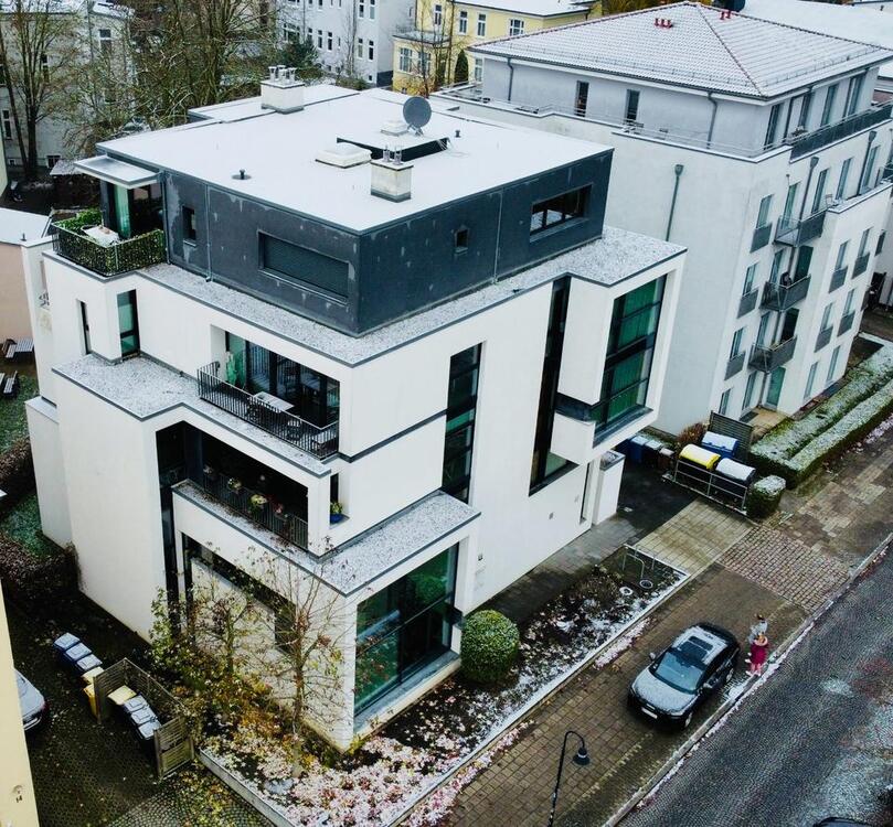 Thumbnail-Hochwertig möbliertes City- Apartment in Rostock inkl. Tiefgarage