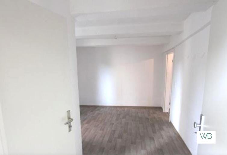 Thumbnail-90 m2 helle 3 Zimmer Wohnung mit Küche - Ermsleben