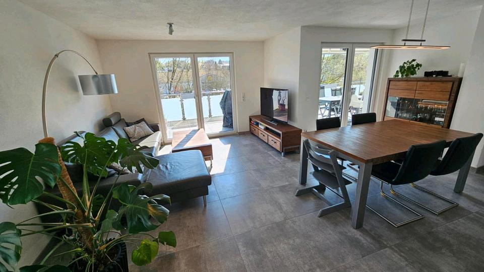Thumbnail-Moderne 4,5-Zimmer-Wohnung mit großer Balkonterrasse
