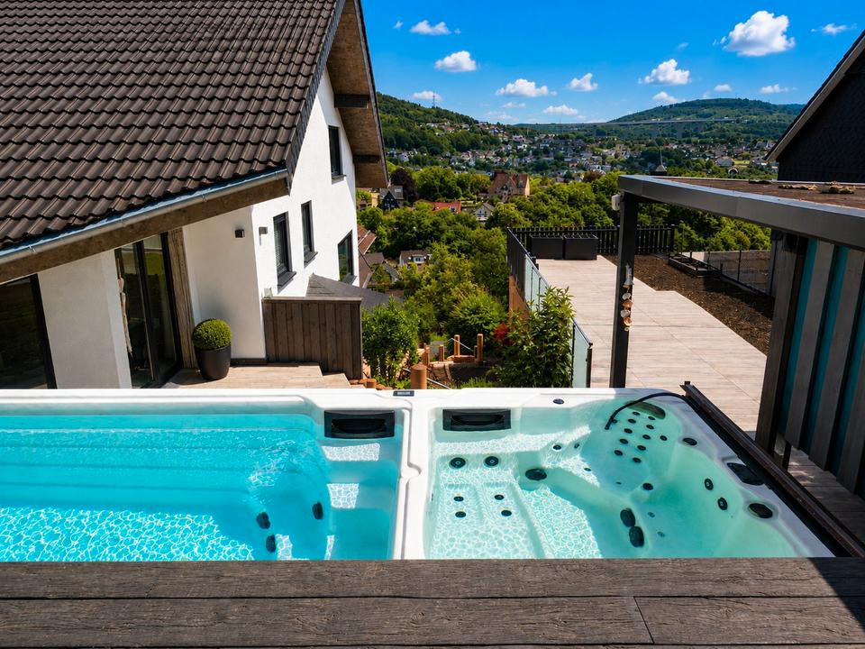 Thumbnail-PROVISIONSFREI – Exklusives Wohnhaus mit Einliegerwohnung, Swim