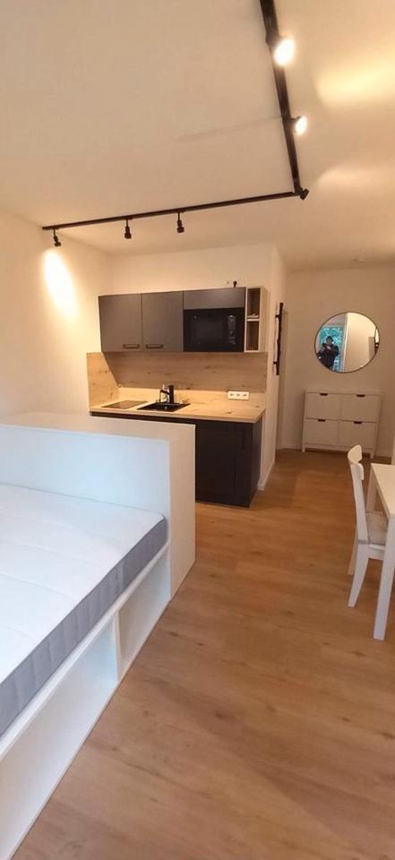 Thumbnail-Modernes 1-Zimmer Apartment mit Balkon in Erlangen