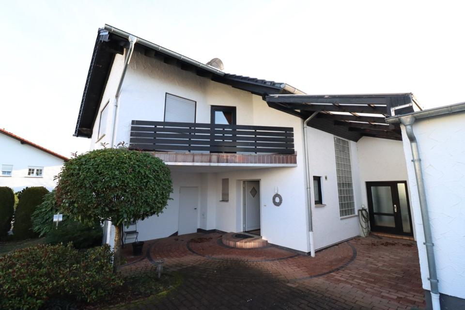 Thumbnail-Einfamilienhaus mit 5 Zimmern in Linsengericht