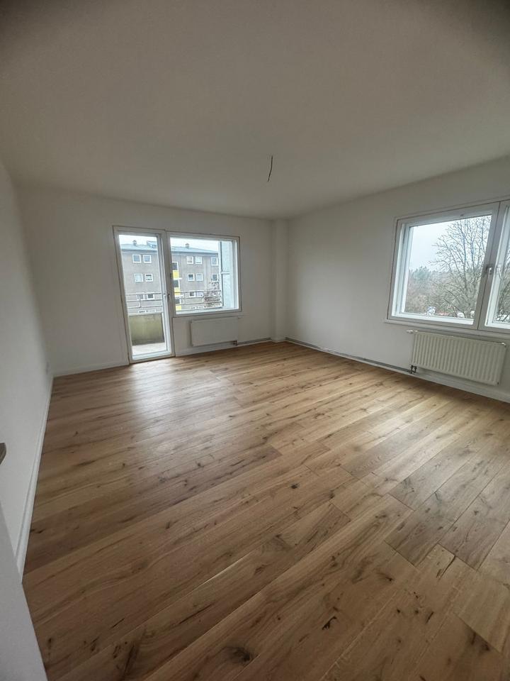 Thumbnail-+EINZUG SOFORT+ 2-Raum Wohnung im 4. Obergeschoss