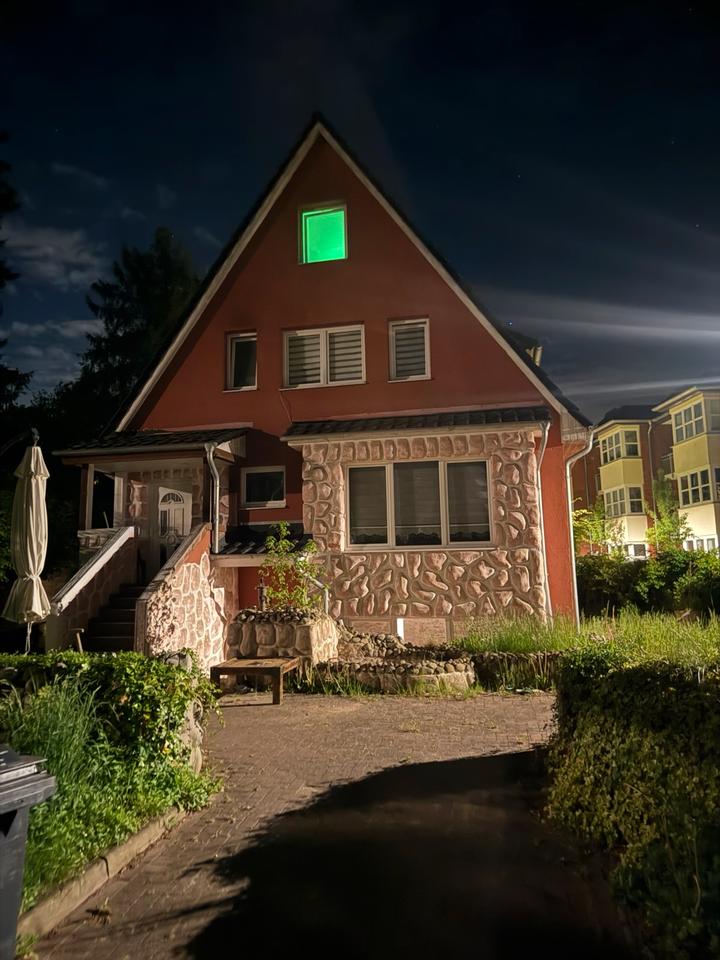 Thumbnail-Mehrfamilienhaus mit großem Grundstück in Hamburg zu verkaufen
