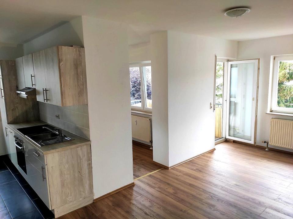 Thumbnail-Helle Single-Wohnung in Mosbach Neckarelz mit Balkon & Stellplatz