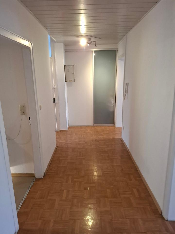 Thumbnail-Moderne Stadtwohnung mit 3 ½ Zimmern und Einbauküche