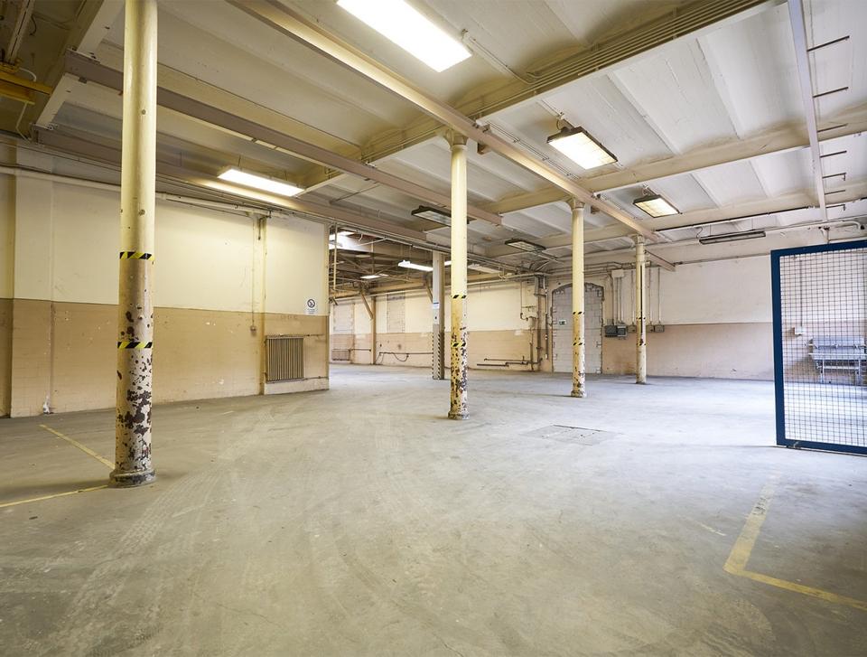 Thumbnail-4000 m² Hallenfläche im Erdgeschoss - Teilbar & mit Rampe