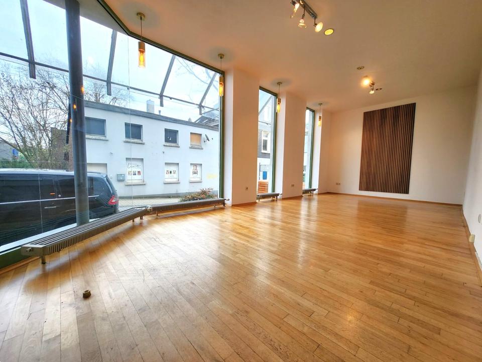 Thumbnail-1-A LAGE. GEWERBEFLÄCHE AN DER KAISERSTR. LIENHARDPLATZ IN W-VOHWINKEL!