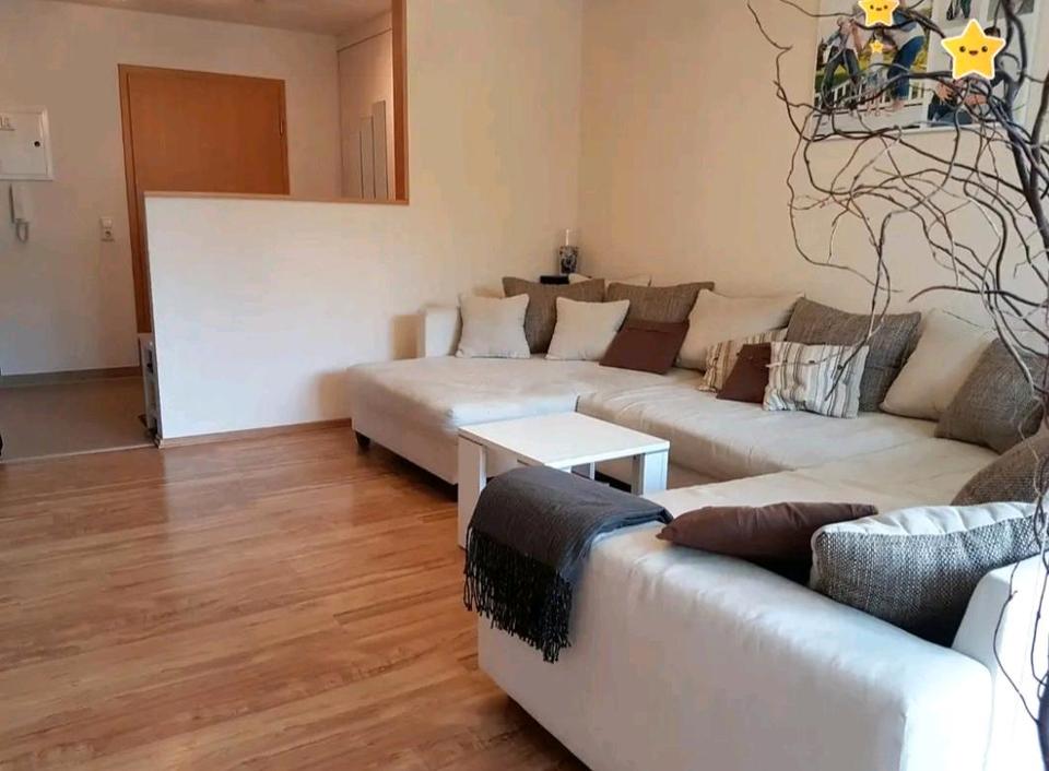 Thumbnail-Helle 3 Zimmer Wohnung 82 m2 EBK und Garage in Bettringen